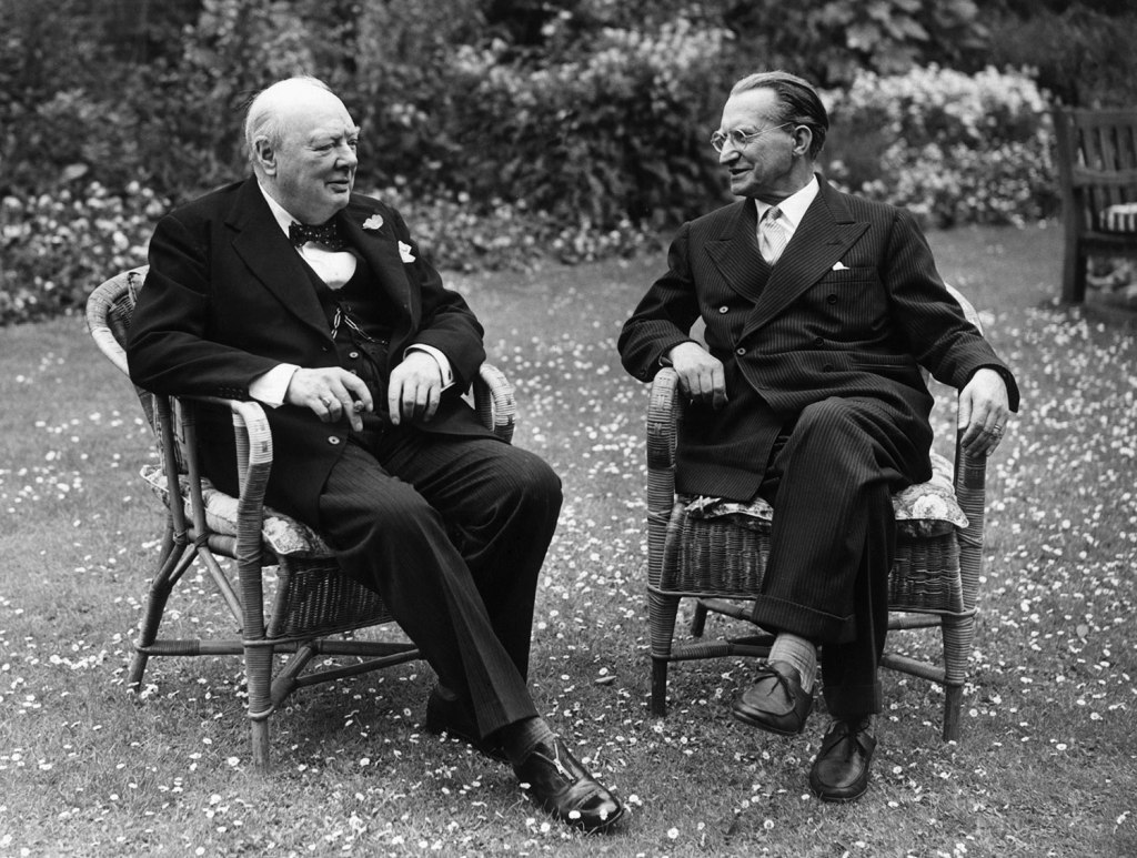 Alcide De Gasperi e Winston Churchill a Londra